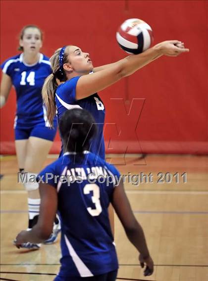 Thumbnail 1 in Alta Loma vs Mayfield (Molten Classic) photogallery.