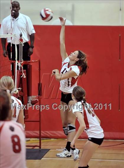 Thumbnail 1 in Alta Loma vs Mayfield (Molten Classic) photogallery.