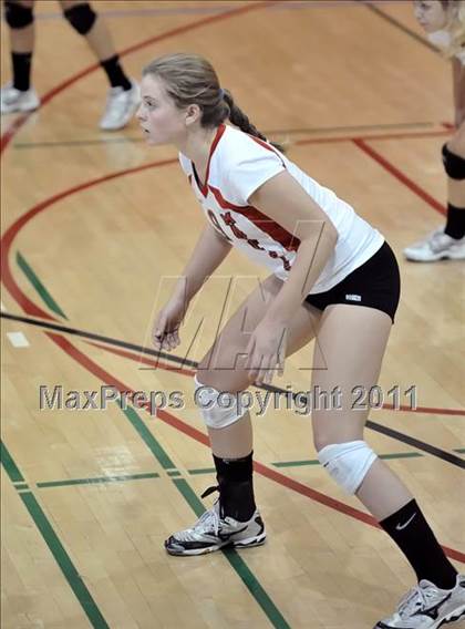 Thumbnail 1 in Alta Loma vs Mayfield (Molten Classic) photogallery.