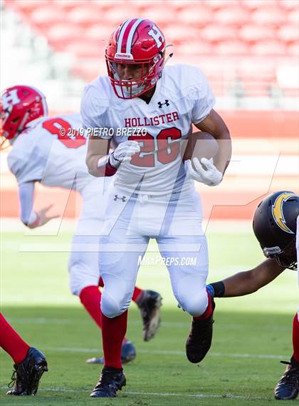 Thumbnail 1 in Wilcox vs. San Benito photogallery.