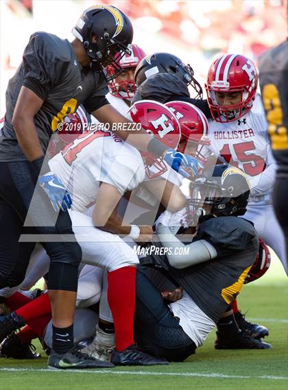 Thumbnail 1 in Wilcox vs. San Benito photogallery.