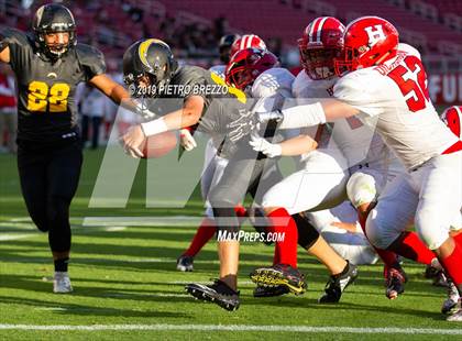Thumbnail 2 in Wilcox vs. San Benito photogallery.