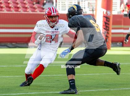 Thumbnail 1 in Wilcox vs. San Benito photogallery.