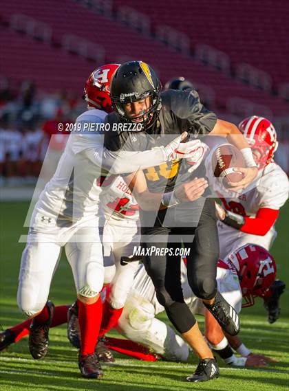 Thumbnail 1 in Wilcox vs. San Benito photogallery.