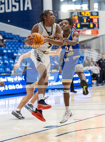 Thumbnail 2 in Augusta Prep vs. Evans photogallery.