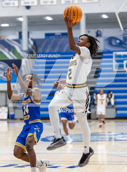 Thumbnail 1 in Augusta Prep vs. Evans photogallery.