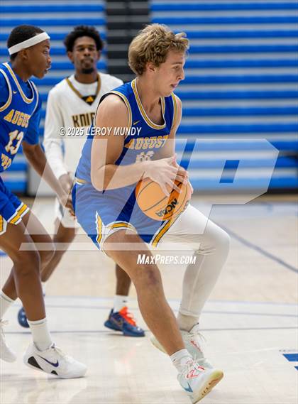 Thumbnail 1 in Augusta Prep vs. Evans photogallery.