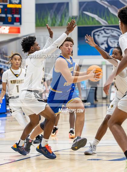 Thumbnail 2 in Augusta Prep vs. Evans photogallery.