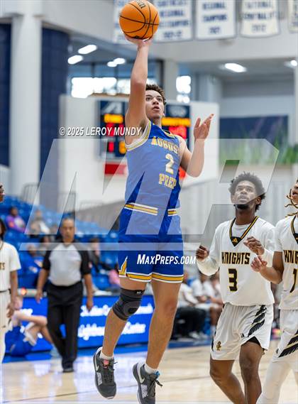 Thumbnail 3 in Augusta Prep vs. Evans photogallery.