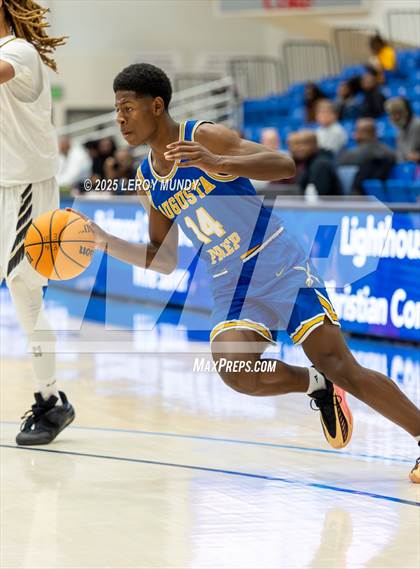 Thumbnail 2 in Augusta Prep vs. Evans photogallery.