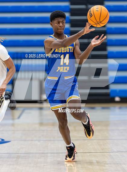 Thumbnail 2 in Augusta Prep vs. Evans photogallery.