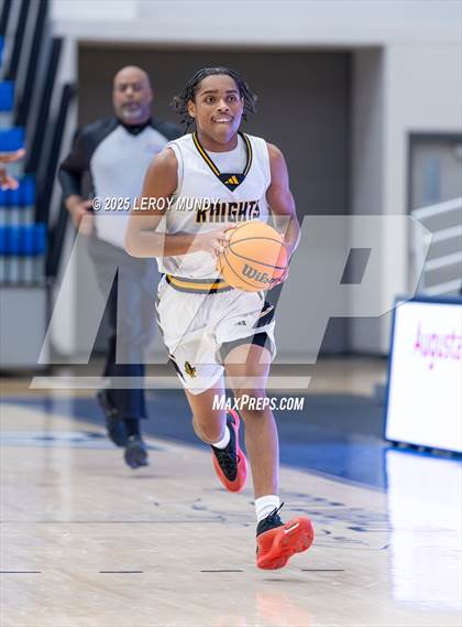 Thumbnail 2 in Augusta Prep vs. Evans photogallery.