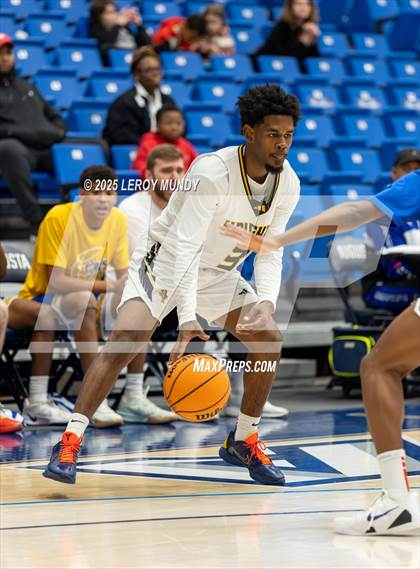 Thumbnail 2 in Augusta Prep vs. Evans photogallery.