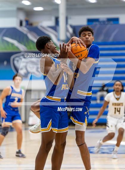 Thumbnail 2 in Augusta Prep vs. Evans photogallery.