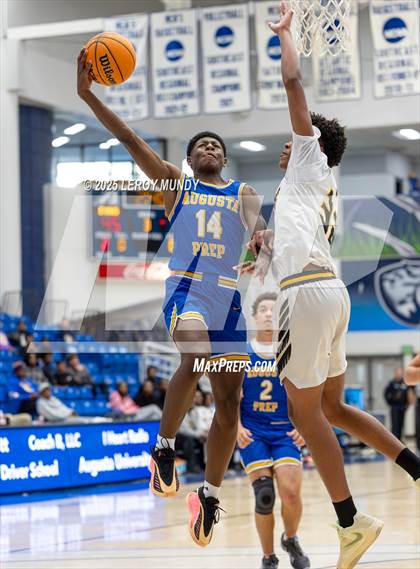 Thumbnail 2 in Augusta Prep vs. Evans photogallery.