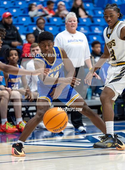 Thumbnail 1 in Augusta Prep vs. Evans photogallery.