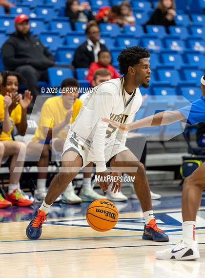 Thumbnail 1 in Augusta Prep vs. Evans photogallery.