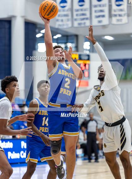 Thumbnail 2 in Augusta Prep vs. Evans photogallery.