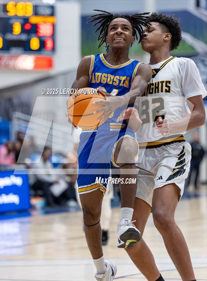 Thumbnail 2 in Augusta Prep vs. Evans photogallery.