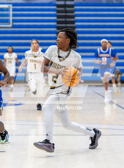 Thumbnail 3 in Augusta Prep vs. Evans photogallery.