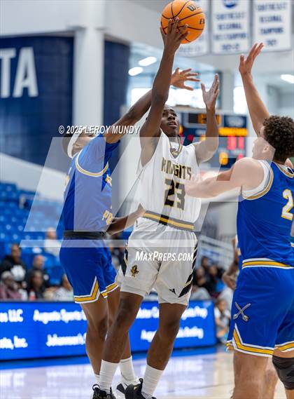 Thumbnail 3 in Augusta Prep vs. Evans photogallery.