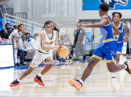 Thumbnail 2 in Augusta Prep vs. Evans photogallery.