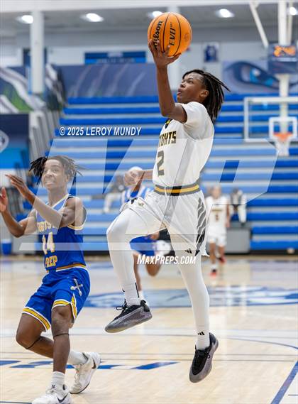 Thumbnail 2 in Augusta Prep vs. Evans photogallery.