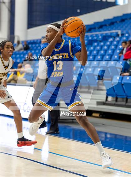 Thumbnail 3 in Augusta Prep vs. Evans photogallery.