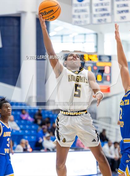 Thumbnail 2 in Augusta Prep vs. Evans photogallery.