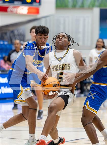 Thumbnail 1 in Augusta Prep vs. Evans photogallery.