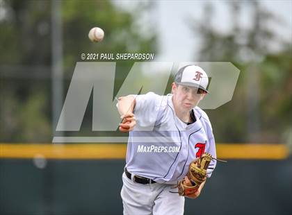 Thumbnail 3 in Fairview vs. Mountain Vista (CHSAA 5A State Semi-Finals) photogallery.