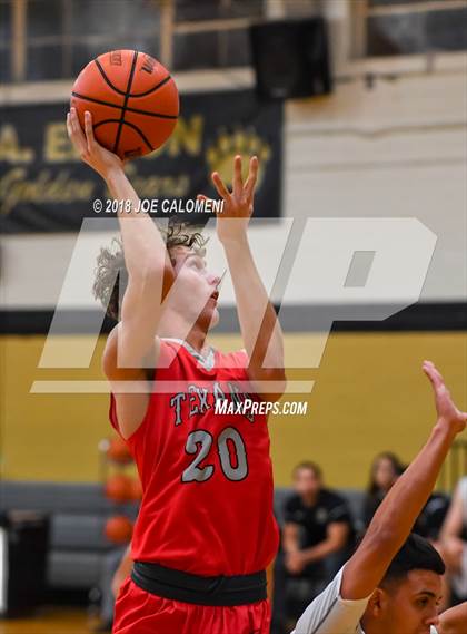 Thumbnail 1 in Ray vs Edison [Thomas A.] (SAISD Basketball Tournament) photogallery.