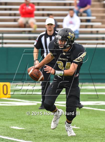 Thumbnail 1 in Abbott vs. Crowell (UIL 1A Six-Man Final) photogallery.