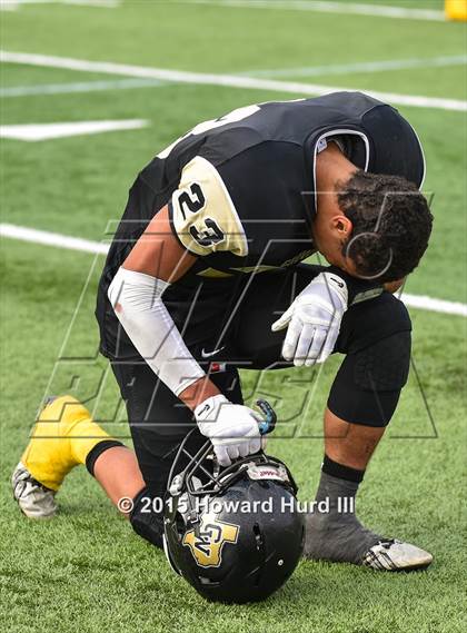 Thumbnail 3 in Abbott vs. Crowell (UIL 1A Six-Man Final) photogallery.