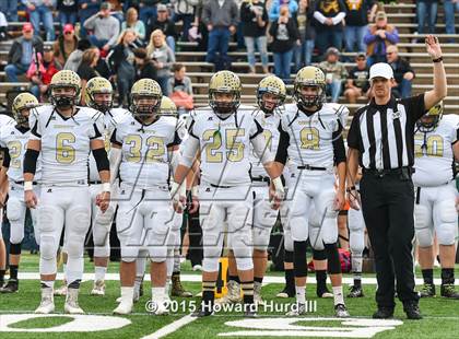 Thumbnail 2 in Abbott vs. Crowell (UIL 1A Six-Man Final) photogallery.