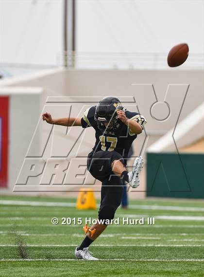 Thumbnail 2 in Abbott vs. Crowell (UIL 1A Six-Man Final) photogallery.