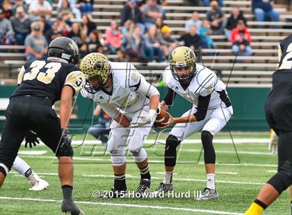 Thumbnail 2 in Abbott vs. Crowell (UIL 1A Six-Man Final) photogallery.