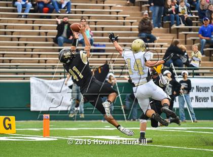 Thumbnail 3 in Abbott vs. Crowell (UIL 1A Six-Man Final) photogallery.