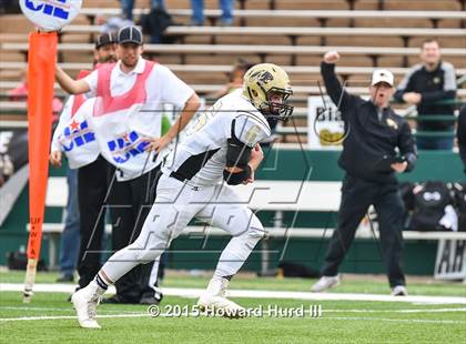 Thumbnail 2 in Abbott vs. Crowell (UIL 1A Six-Man Final) photogallery.