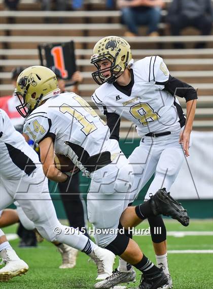 Thumbnail 3 in Abbott vs. Crowell (UIL 1A Six-Man Final) photogallery.