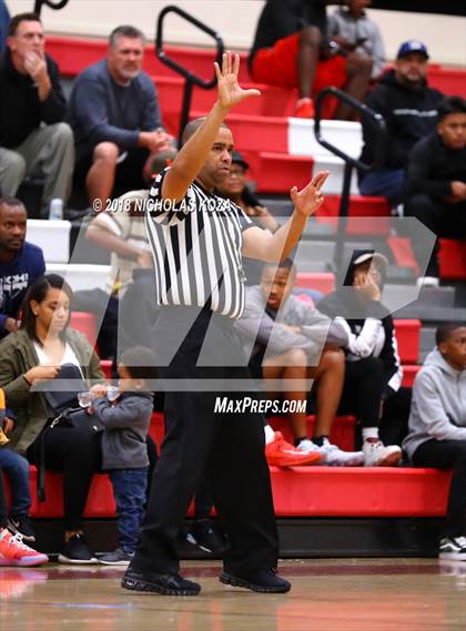 Thumbnail 3 in Bishop Montgomery vs. Westchester (Trevor Ariza Tip-off Classic) photogallery.