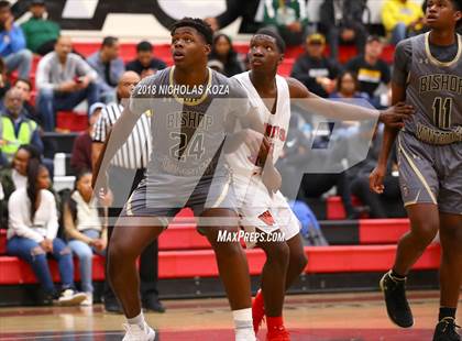 Thumbnail 3 in Bishop Montgomery vs. Westchester (Trevor Ariza Tip-off Classic) photogallery.