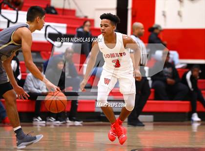 Thumbnail 1 in Bishop Montgomery vs. Westchester (Trevor Ariza Tip-off Classic) photogallery.