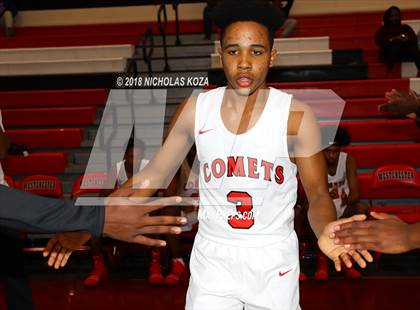 Thumbnail 2 in Bishop Montgomery vs. Westchester (Trevor Ariza Tip-off Classic) photogallery.