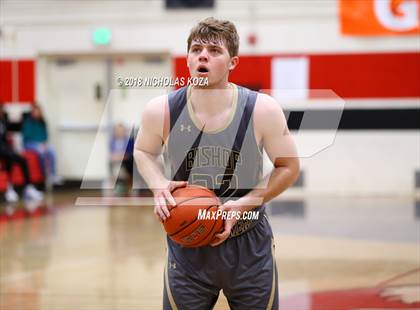 Thumbnail 3 in Bishop Montgomery vs. Westchester (Trevor Ariza Tip-off Classic) photogallery.