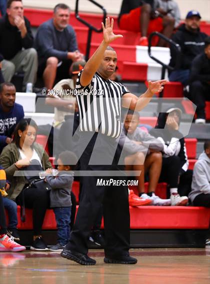 Thumbnail 1 in Bishop Montgomery vs. Westchester (Trevor Ariza Tip-off Classic) photogallery.