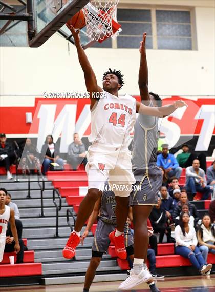 Thumbnail 3 in Bishop Montgomery vs. Westchester (Trevor Ariza Tip-off Classic) photogallery.