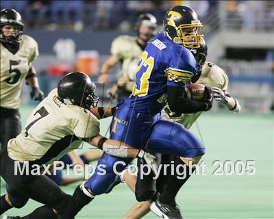 Thumbnail 2 in Royal vs Tonasket (1A State Final) photogallery.