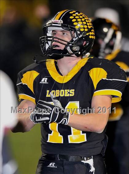 Thumbnail 2 in Mildred vs. Cisco (2A Division 2 Semifinal) photogallery.