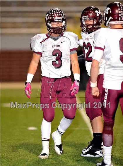 Thumbnail 2 in Mildred vs. Cisco (2A Division 2 Semifinal) photogallery.